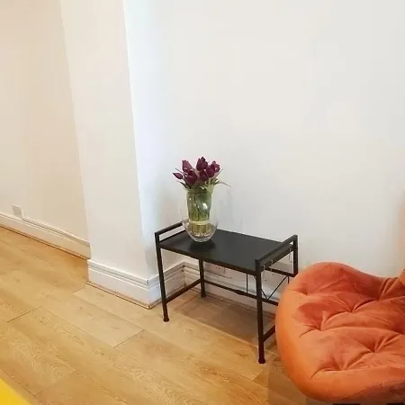 Blossom Apartment With Garden London Exterior foto