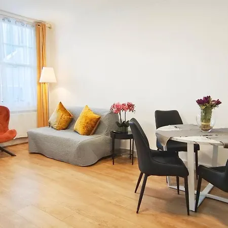 Blossom Apartment With Garden London Exterior foto
